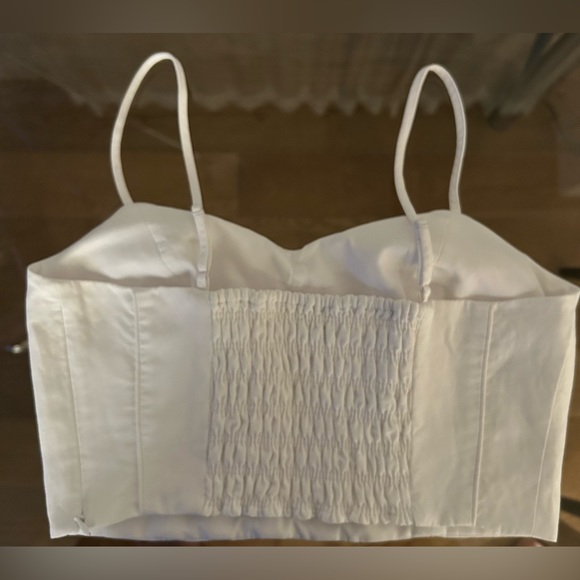 Club Monaco cropped top - Picture 2 of 2